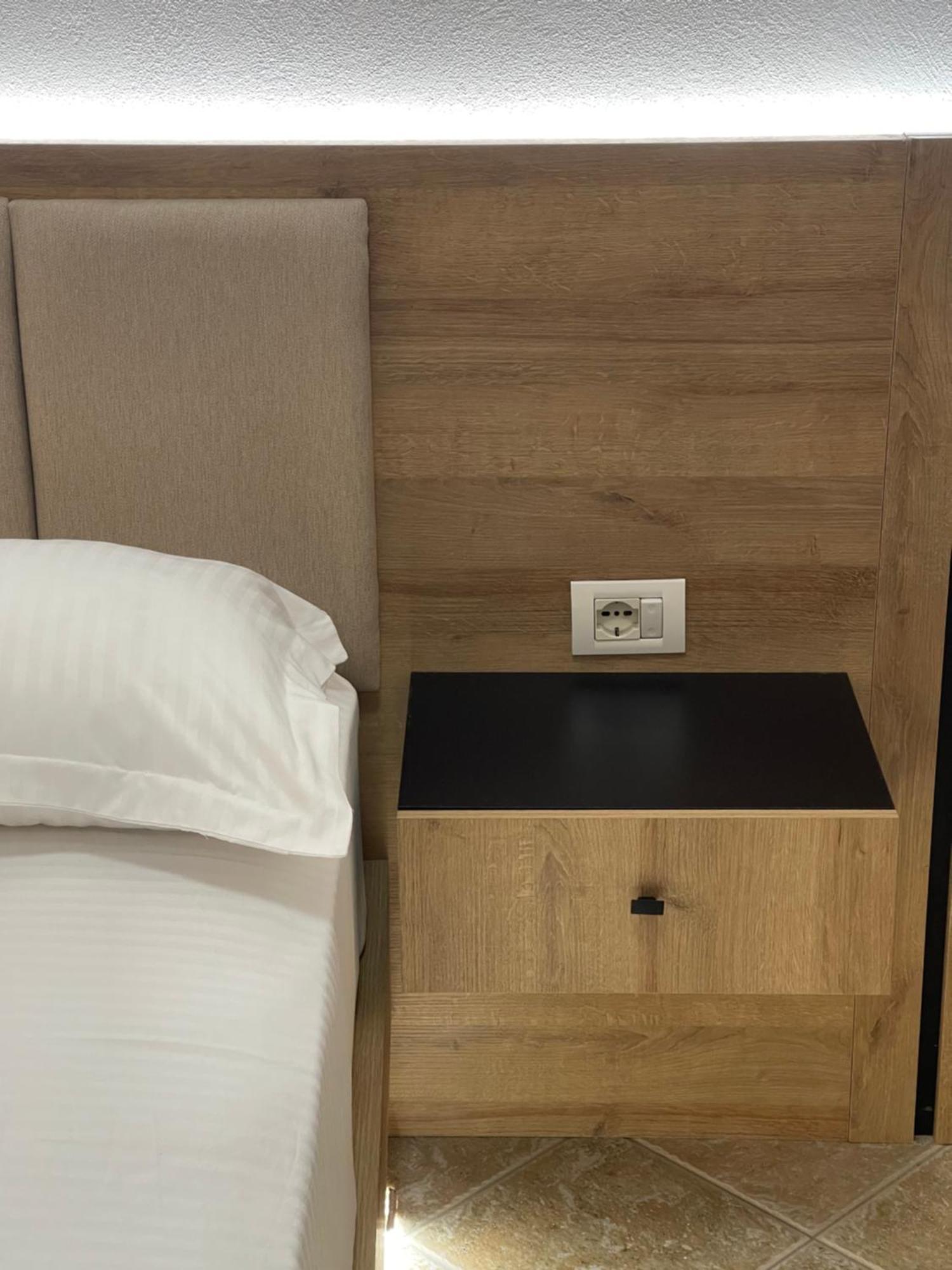 Hotel Riti Široka Zewnętrze zdjęcie